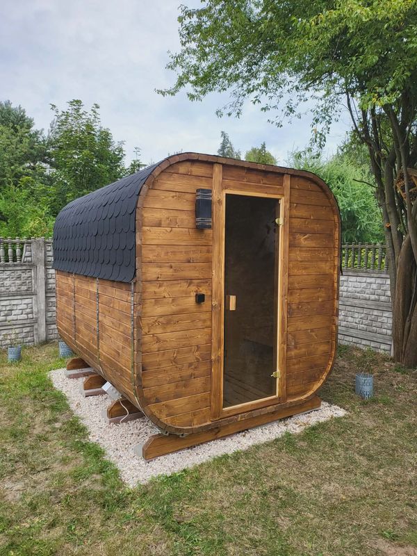 Sauna Quadro z przebieralnią, realizacja WarmEscape